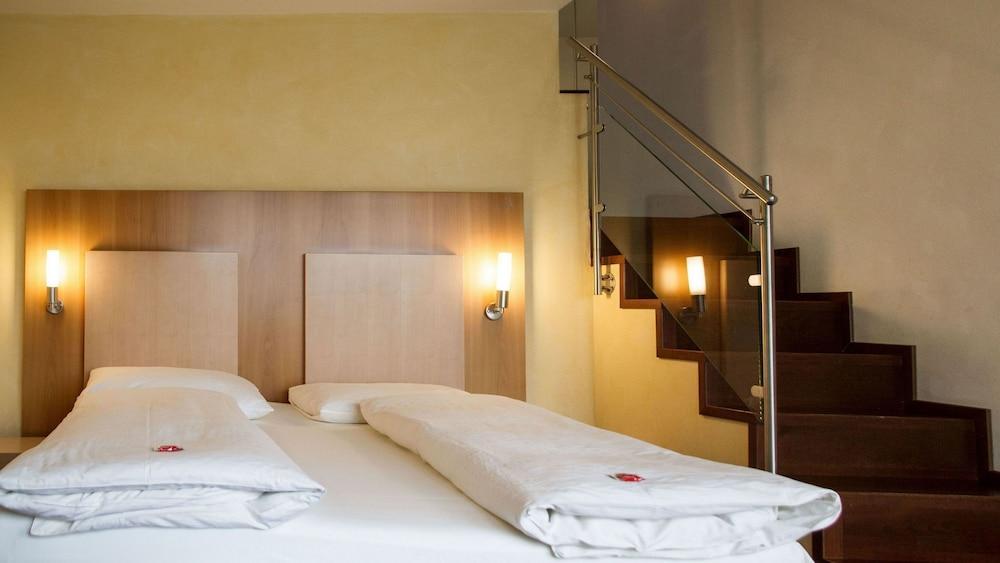 Hotel Uto Kulm Car-Free Hideaway In Zurich Bonstetten Extérieur photo
