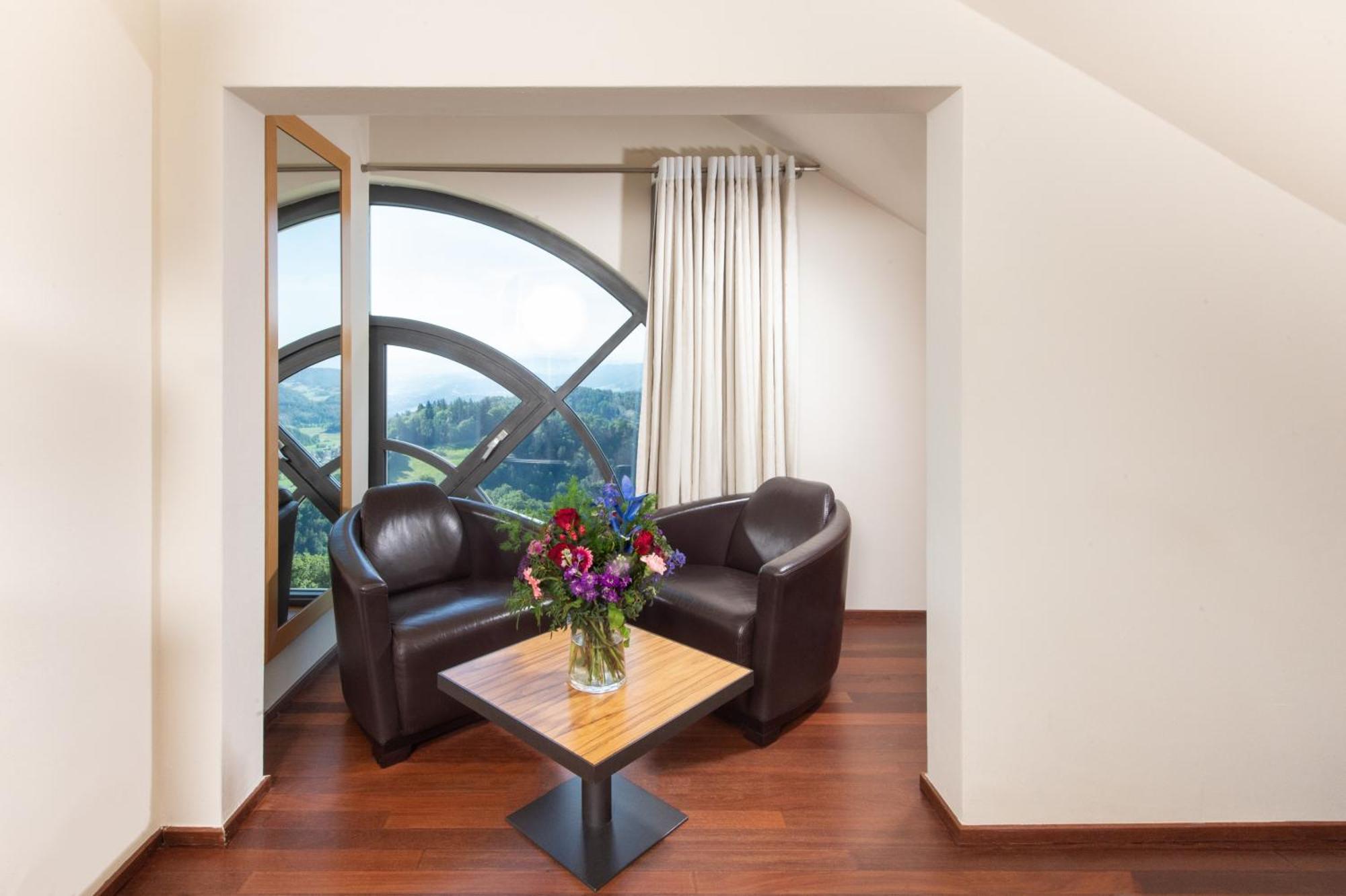 Hotel Uto Kulm Car-Free Hideaway In Zurich Bonstetten Chambre photo